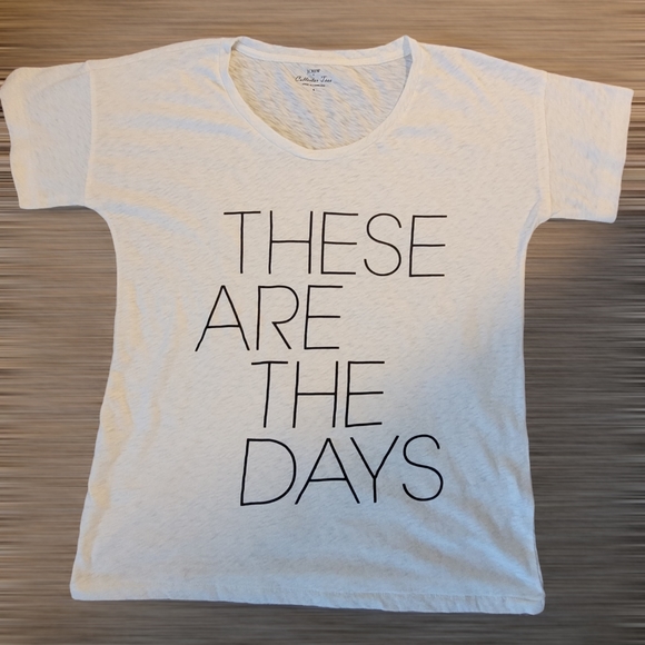 J Crew Factory Graphic T Shirt - Picture 1 of 3